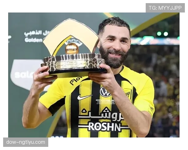 莱万与本泽马：金球含金量及关键战表现对比