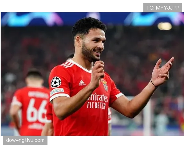 格里马尔多左路攻防表现回暖解析